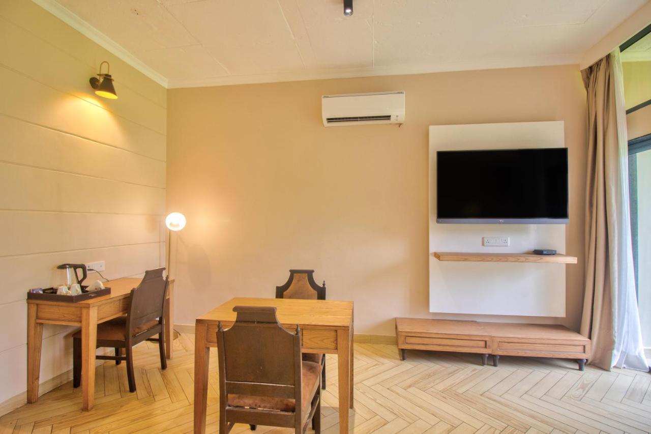 Tamara Luxury Resort Morjim Exterior foto